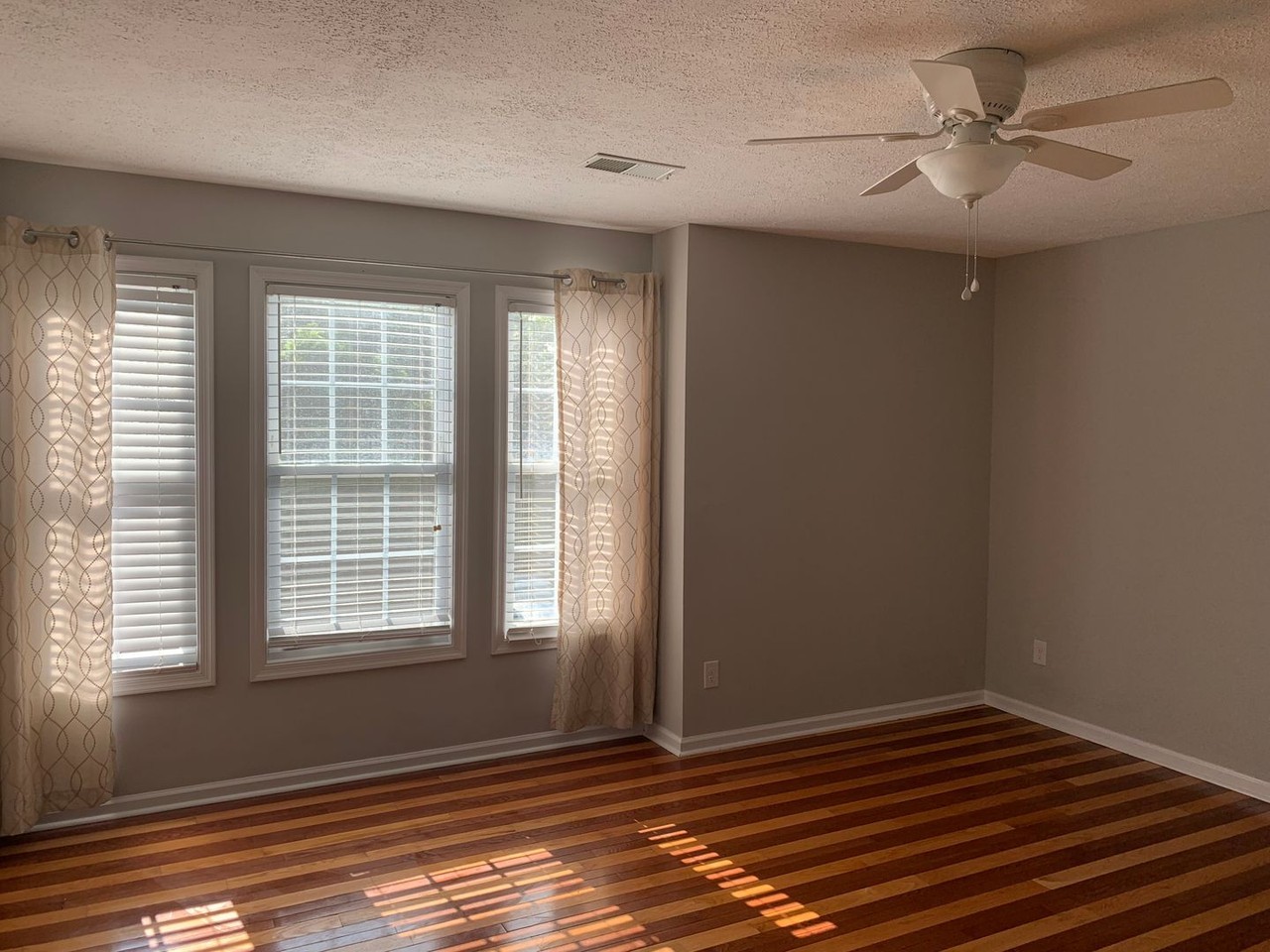 160 Ivy Creek Ln #204 - Photo 2 of 10