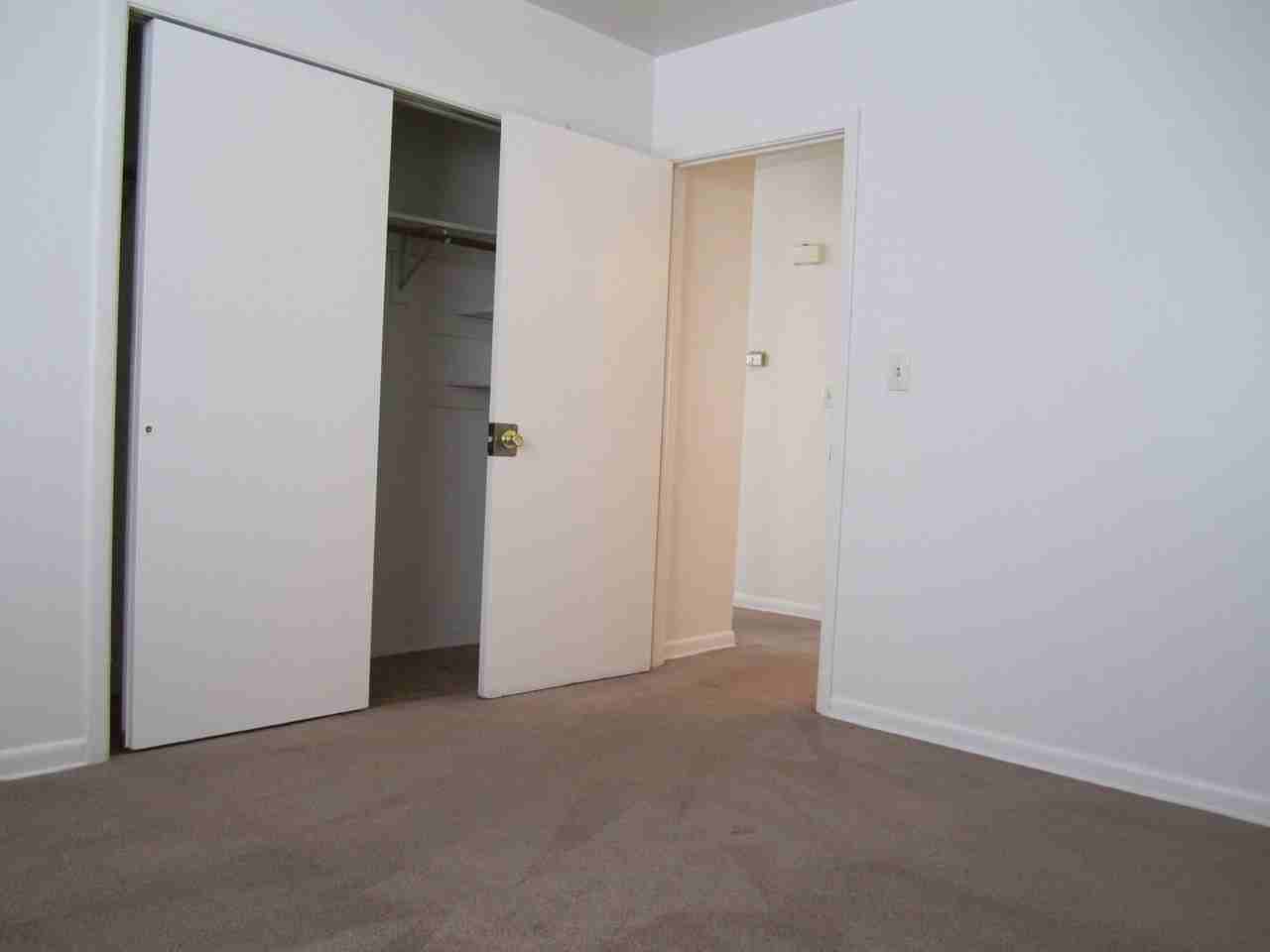 Emerton Place Townhomes - Photo 6 of 8