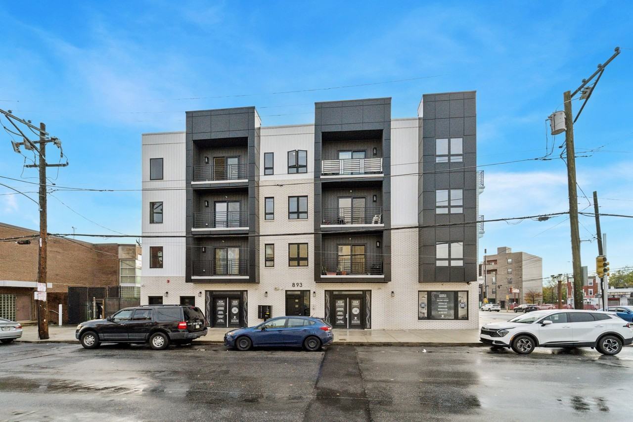 893-897 BELMONT - Photo 4 of 5