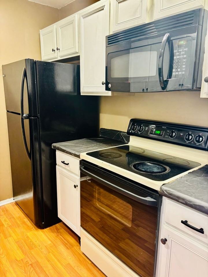 20 Dougherty Blvd #I5 - Photo 4 of 24