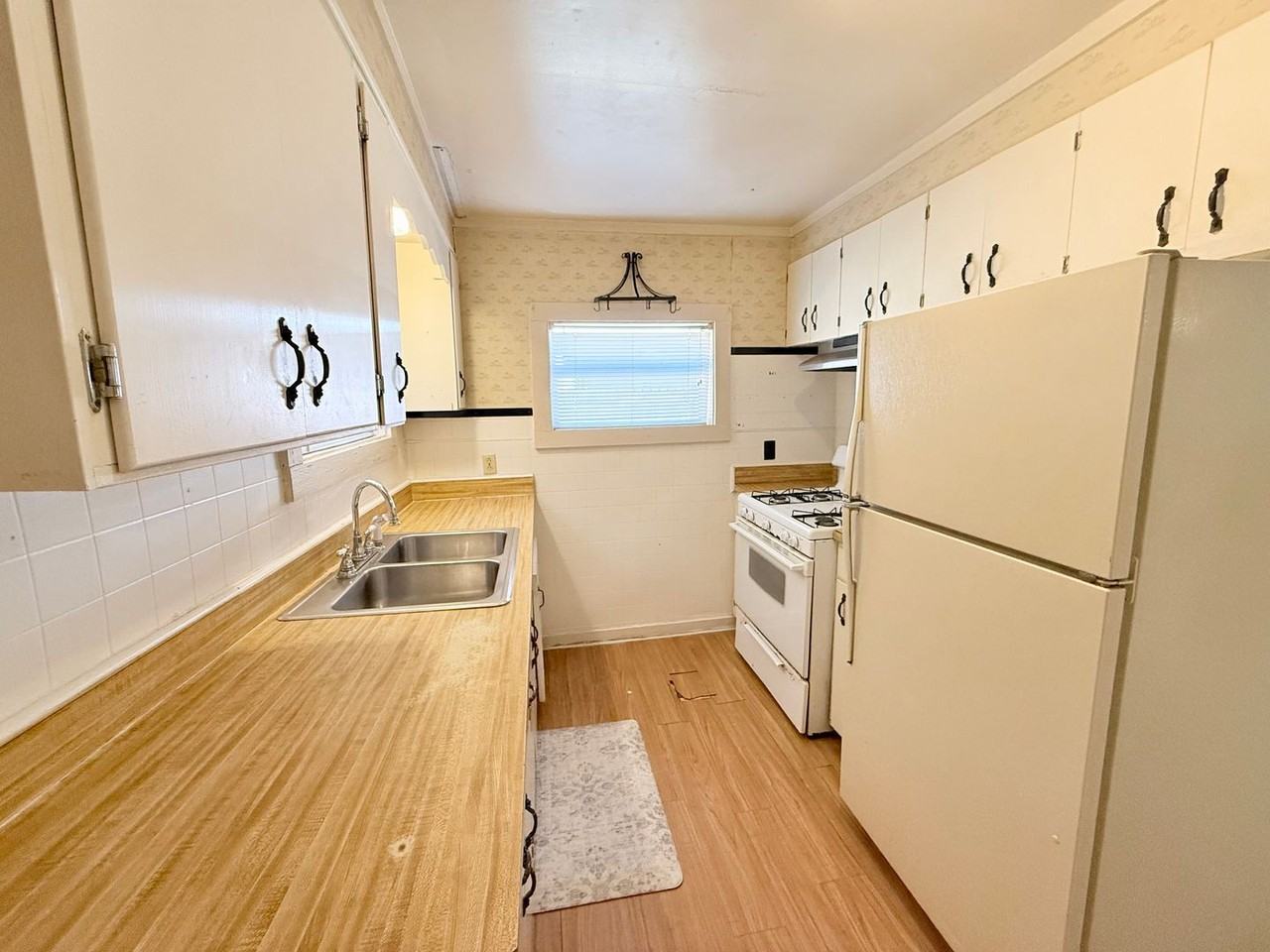 8733 Chisholm Rd #CLO - Photo 4 of 14