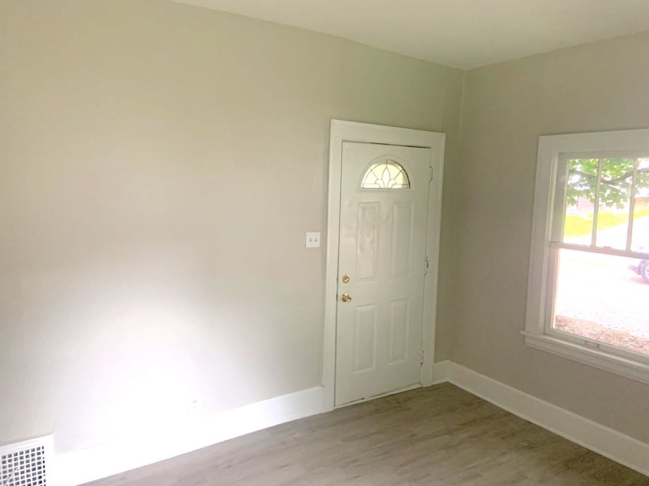 262 Sobul Ave - Photo 3 of 20