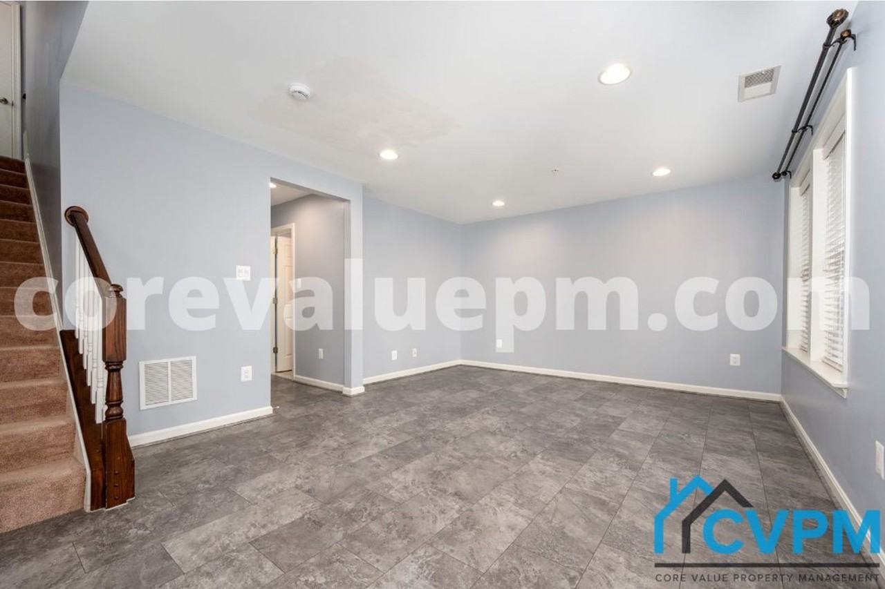 1051 Ironwood Ln - Photo 2 of 27