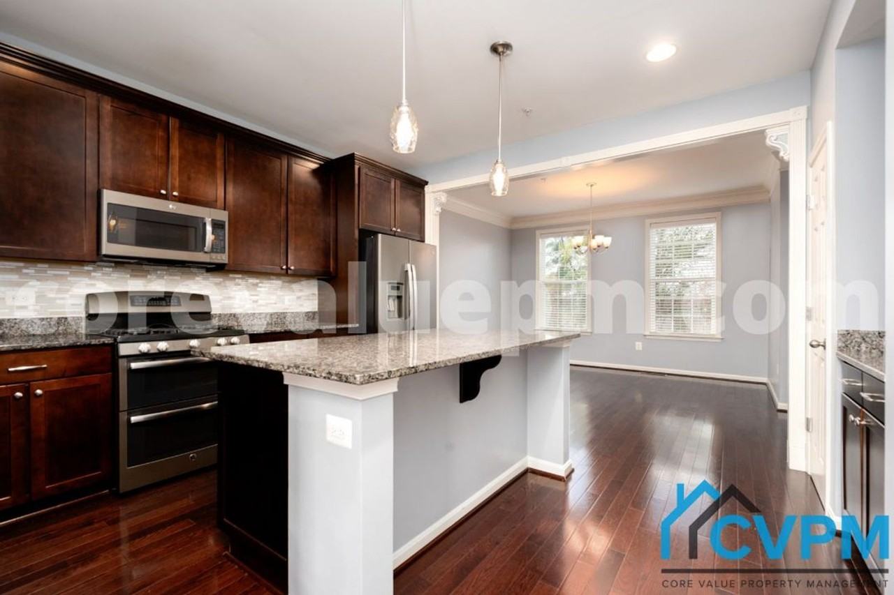 1051 Ironwood Ln - Photo 7 of 27