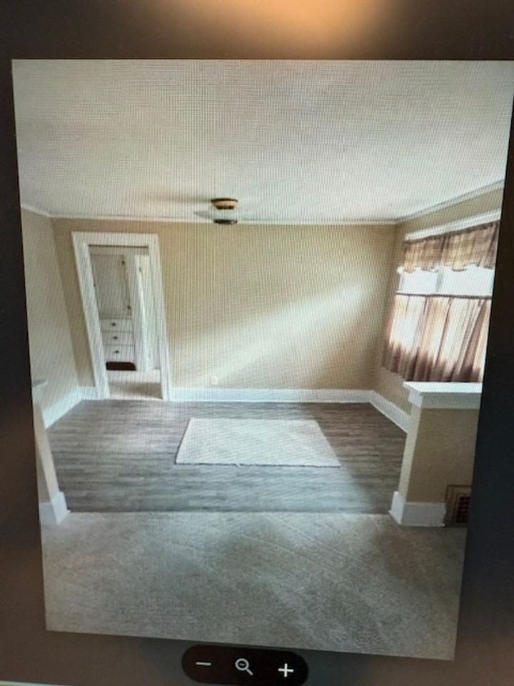 1212 North Frink Street - Photo 5 of 10