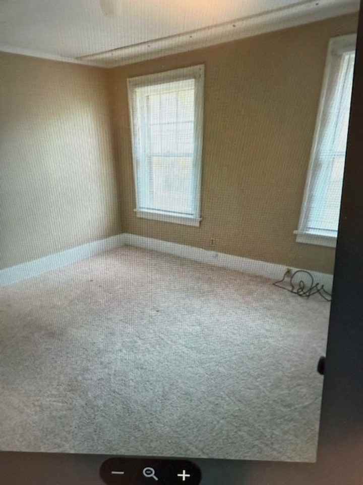 1212 North Frink Street - Photo 7 of 10