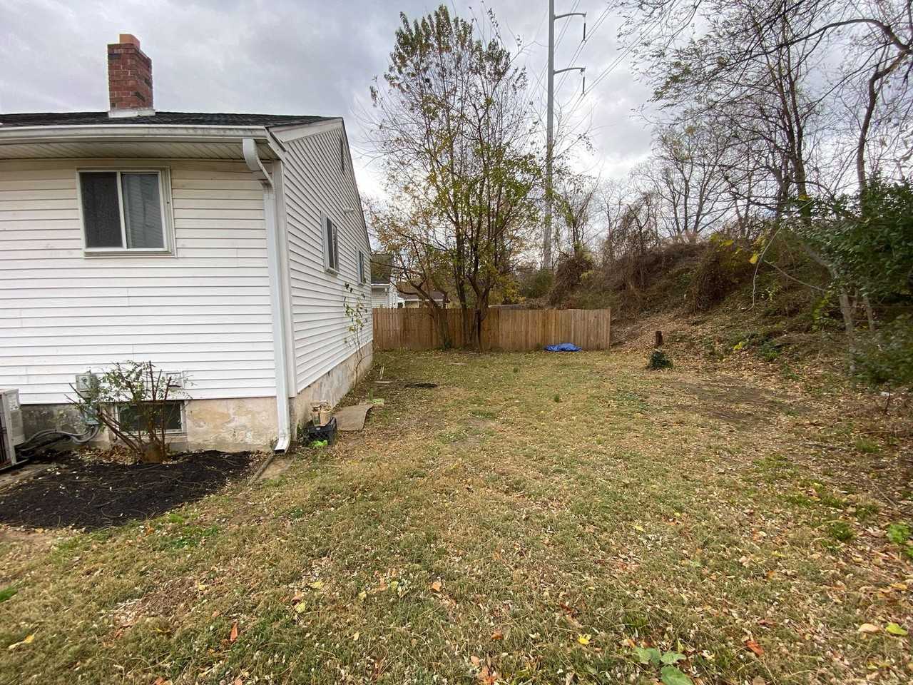 203 W Rodgers St - Photo 4 of 19