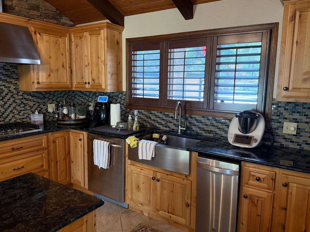 72 Wapiti Road - Photo 3 of 36