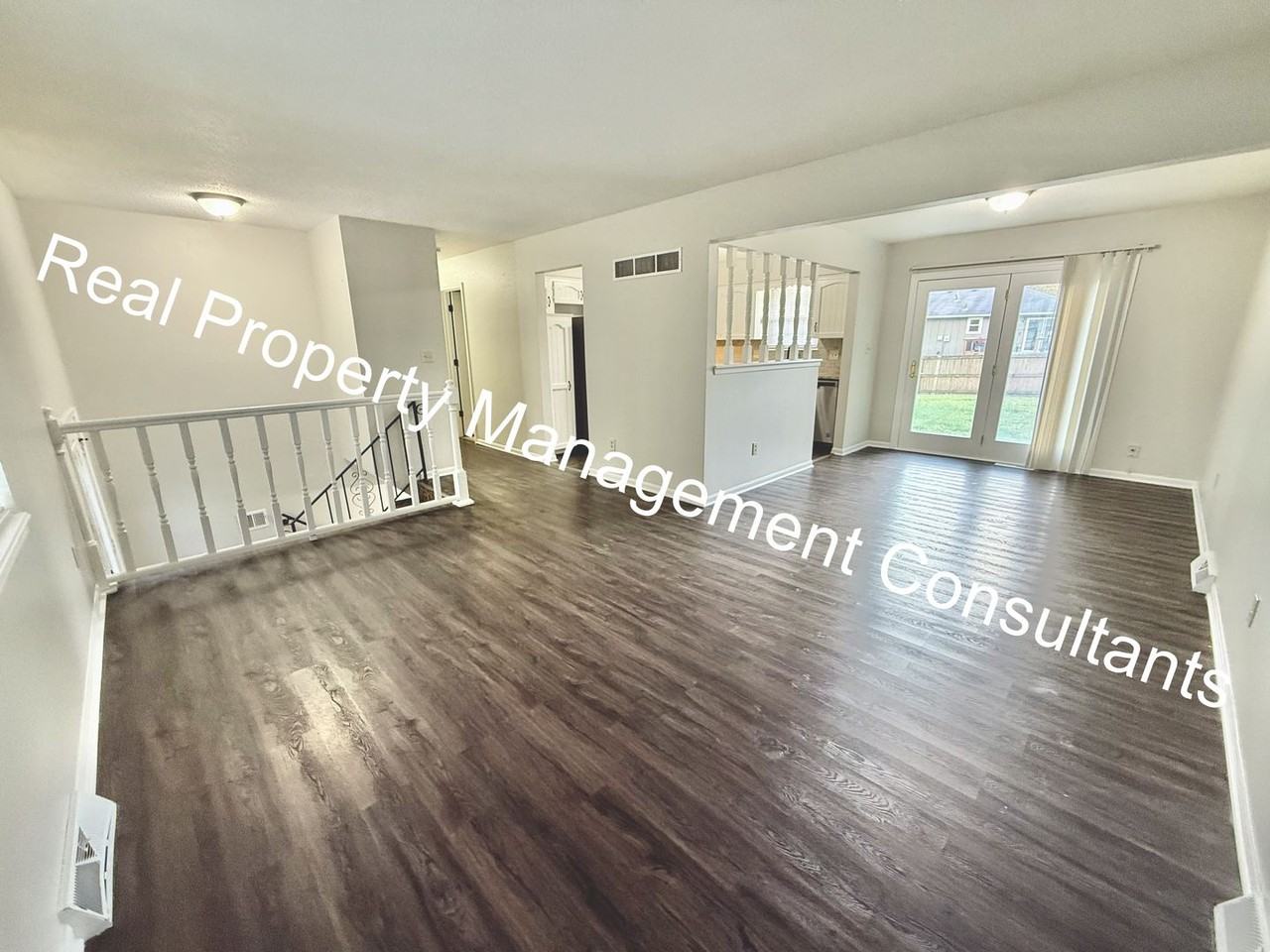 408 Sw Shamrock Pl - Photo 5 of 27