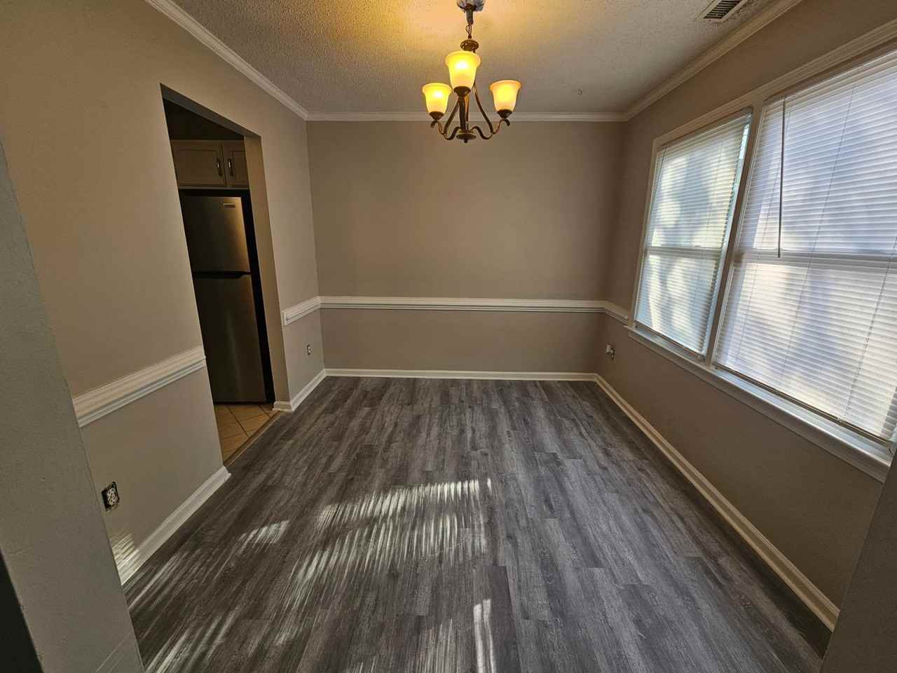 4307 Worthing Ln - Photo 6 of 17