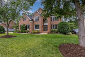 featured image of 10733 Round Brook Circle