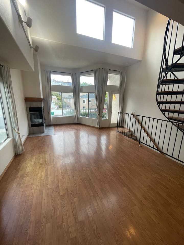 3151 Dickens Street - Photo 2 of 19