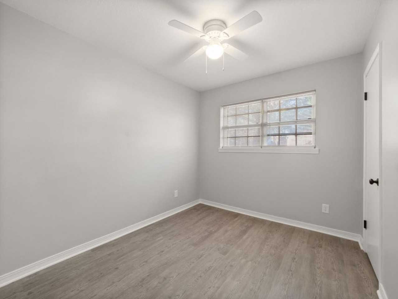 506 Vernon Street - Photo 7 of 15