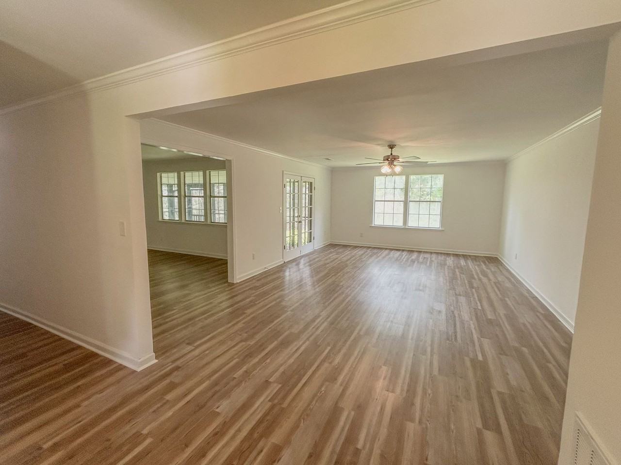 4001 Neely Circle - Photo 3 of 26