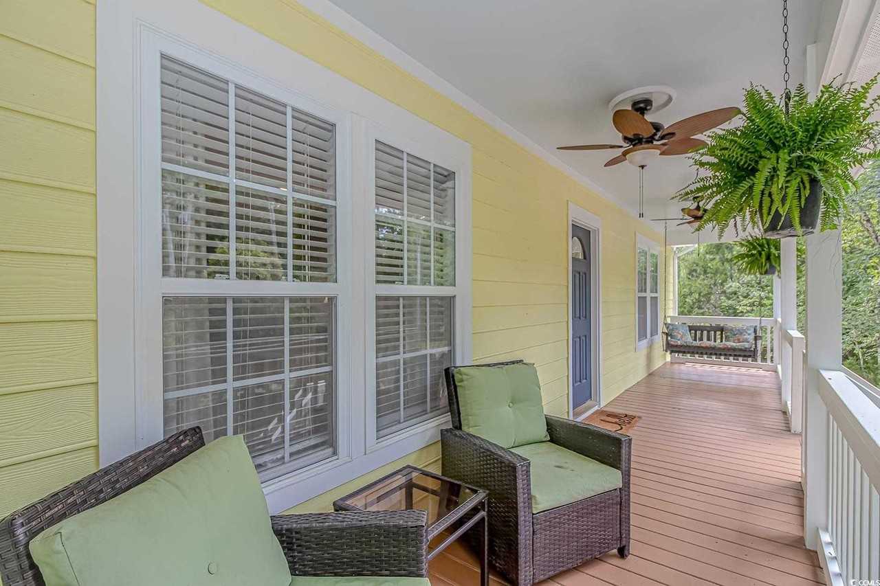 1050 Hagley Drive - Photo 2 of 17