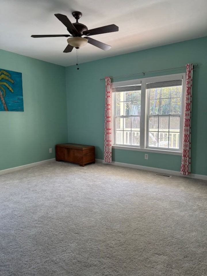 1050 Hagley Drive - Photo 7 of 17