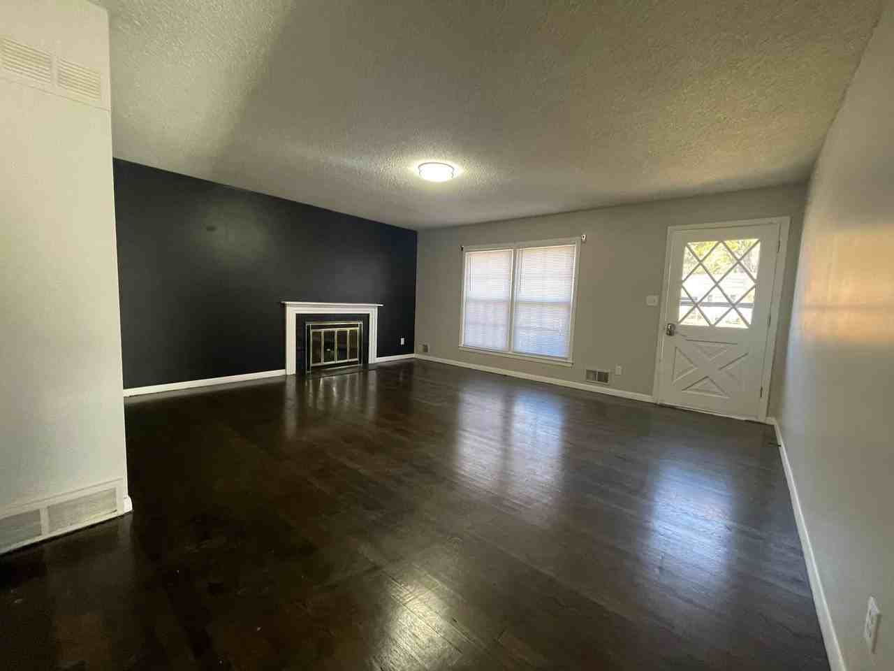 7318 Newton Drive - Photo 3 of 19