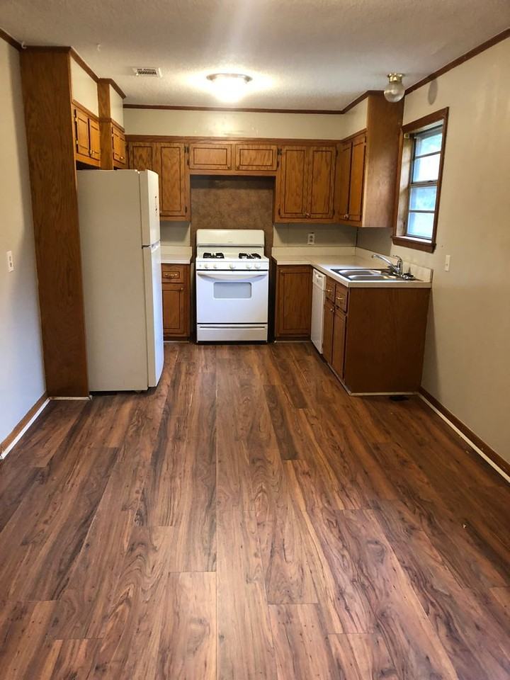 116 Lilly Street - Photo 3 of 18