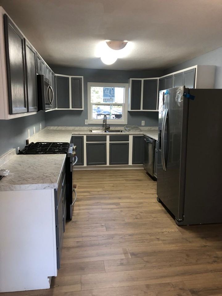 700 Richardson Street - Photo 3 of 14