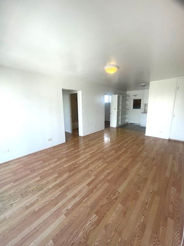 2440 Date St - Photo 2 of 23