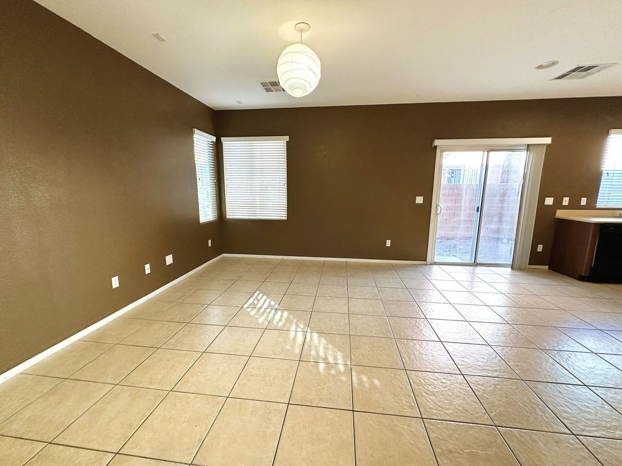 9044 Fathers Pride Ave - Photo 3 of 8