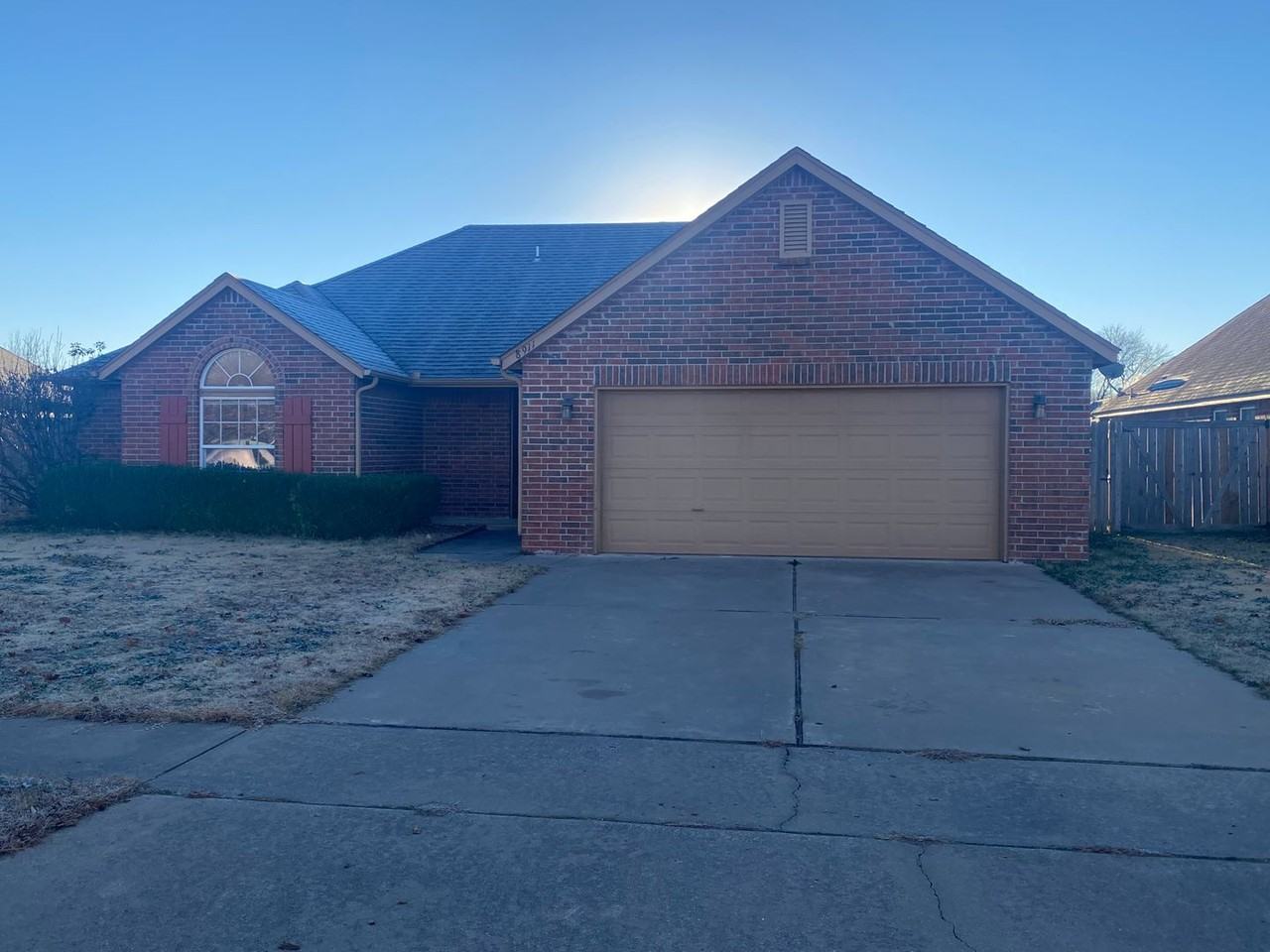 8911 N 154th East Ave