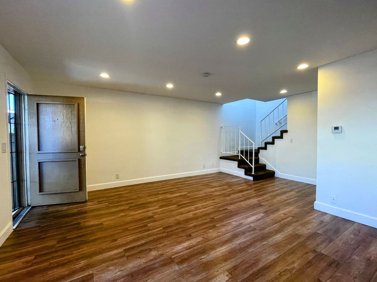 1422 Countrywood Ave - Photo 2 of 15