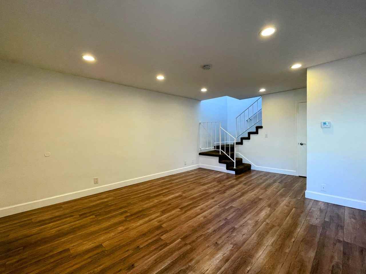 1422 Countrywood Ave - Photo 3 of 15