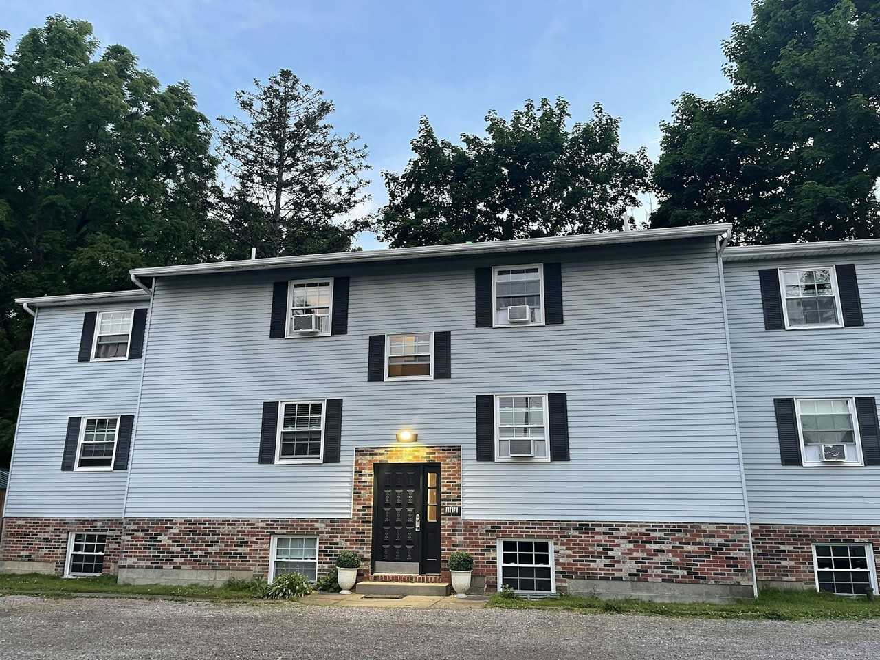 15 South Park Row, Unit 1 - Photo 5 of 14