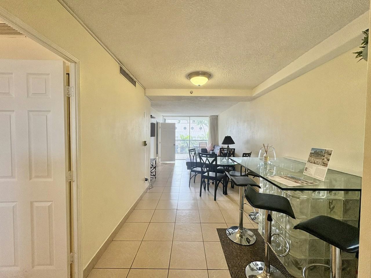 1684 Ala Moana Boulevard - Photo 3 of 17