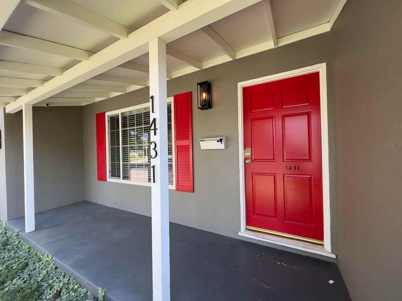 1431 Sumner Ave - Photo 3 of 31