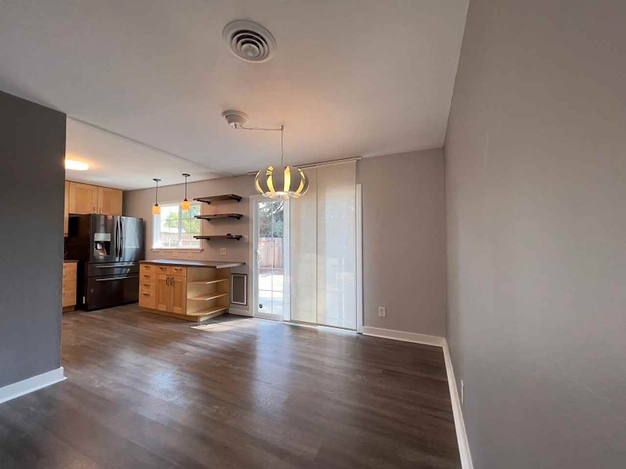 1431 Sumner Ave - Photo 7 of 31