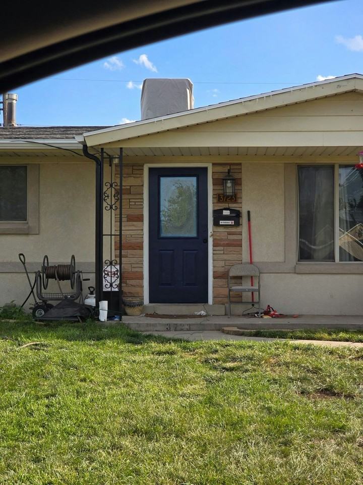 3723 Kewanee Drive - Photo 2 of 30