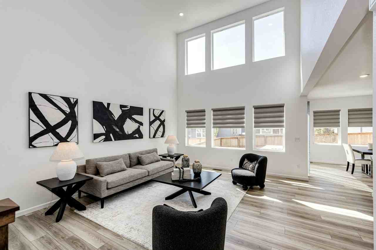 17606 Dandy Brush Drive - Photo 4 of 35