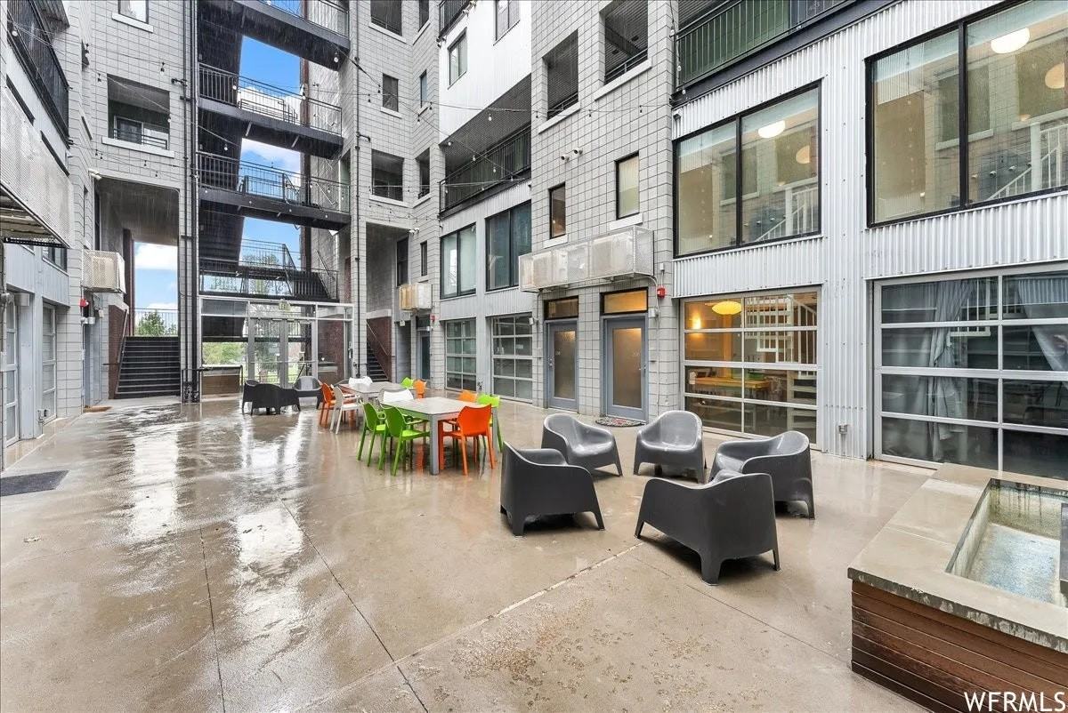 360 West Broadway, Unit 206 - Photo 3 of 14