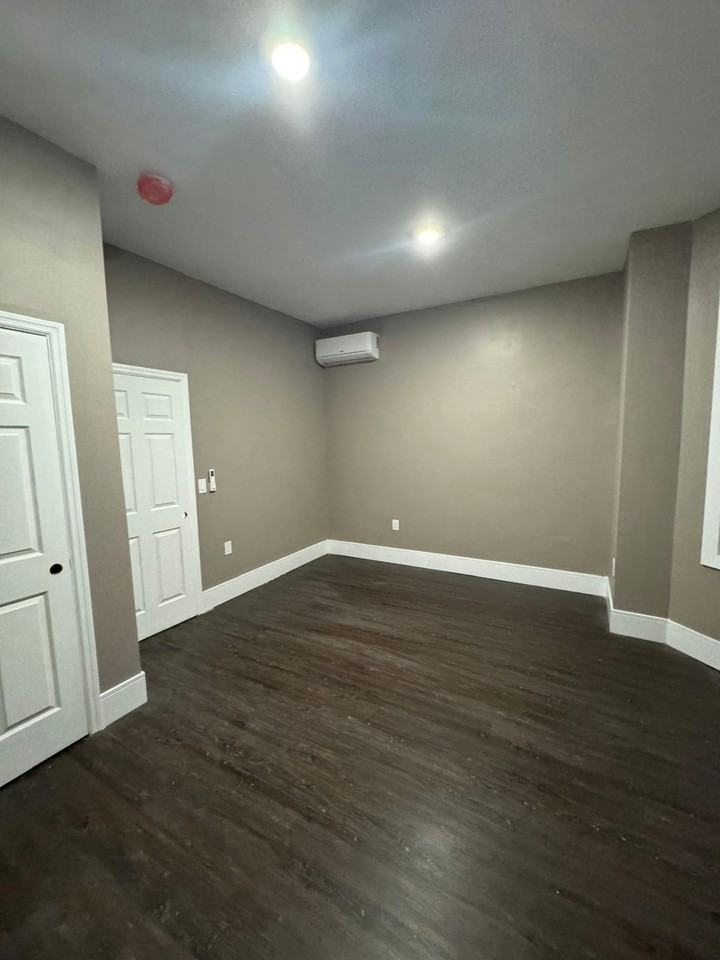 3422 North 21st Street, Unit 2 - Photo 7 of 7