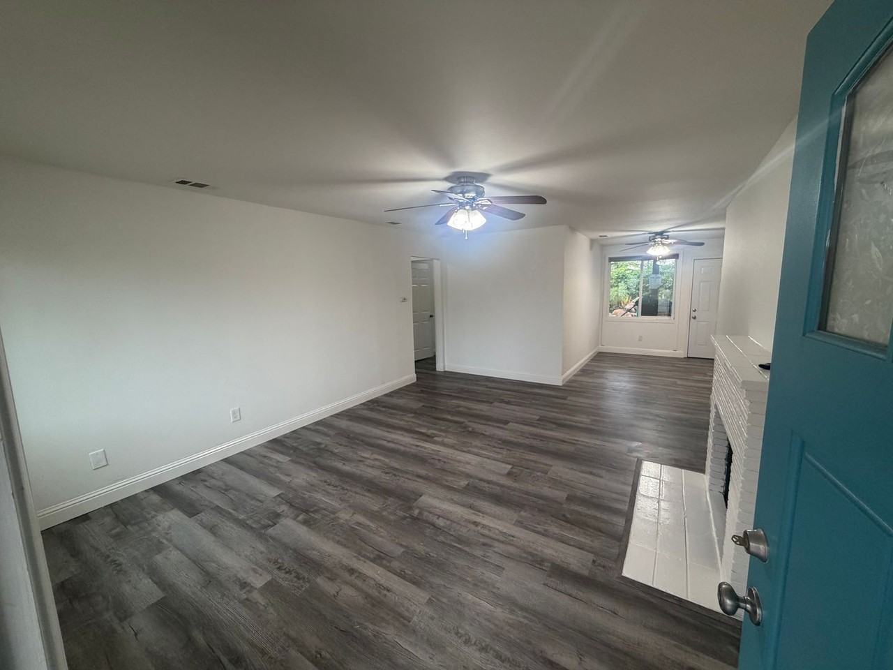 5040 Alcott Dr - Photo 5 of 26