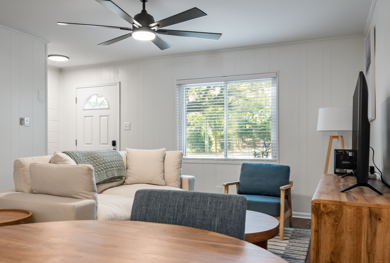 8 Grove Street - Photo 6 of 30