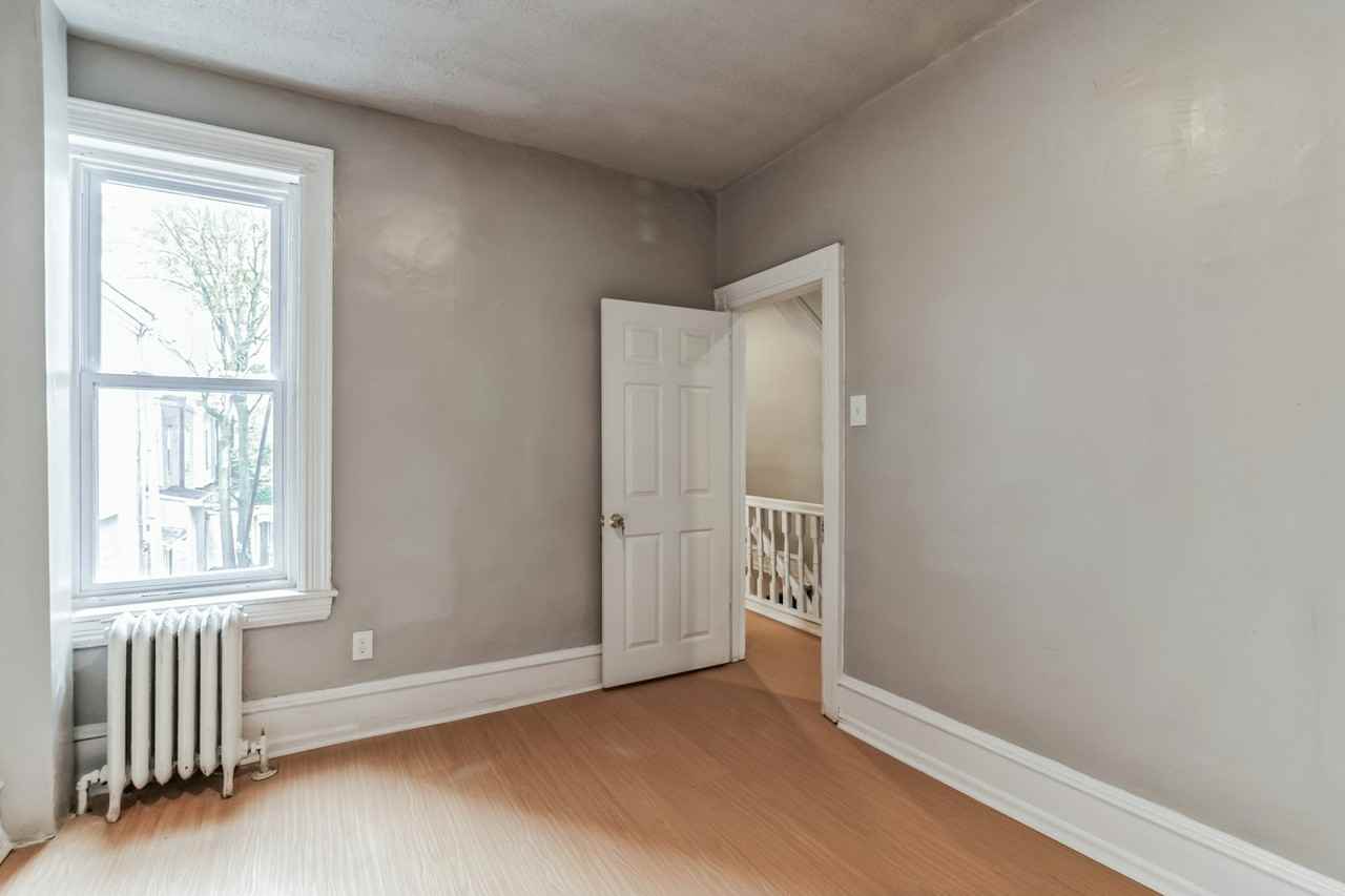 864 East Chelten Avenue, Unit 1 room - Photo 5 of 10