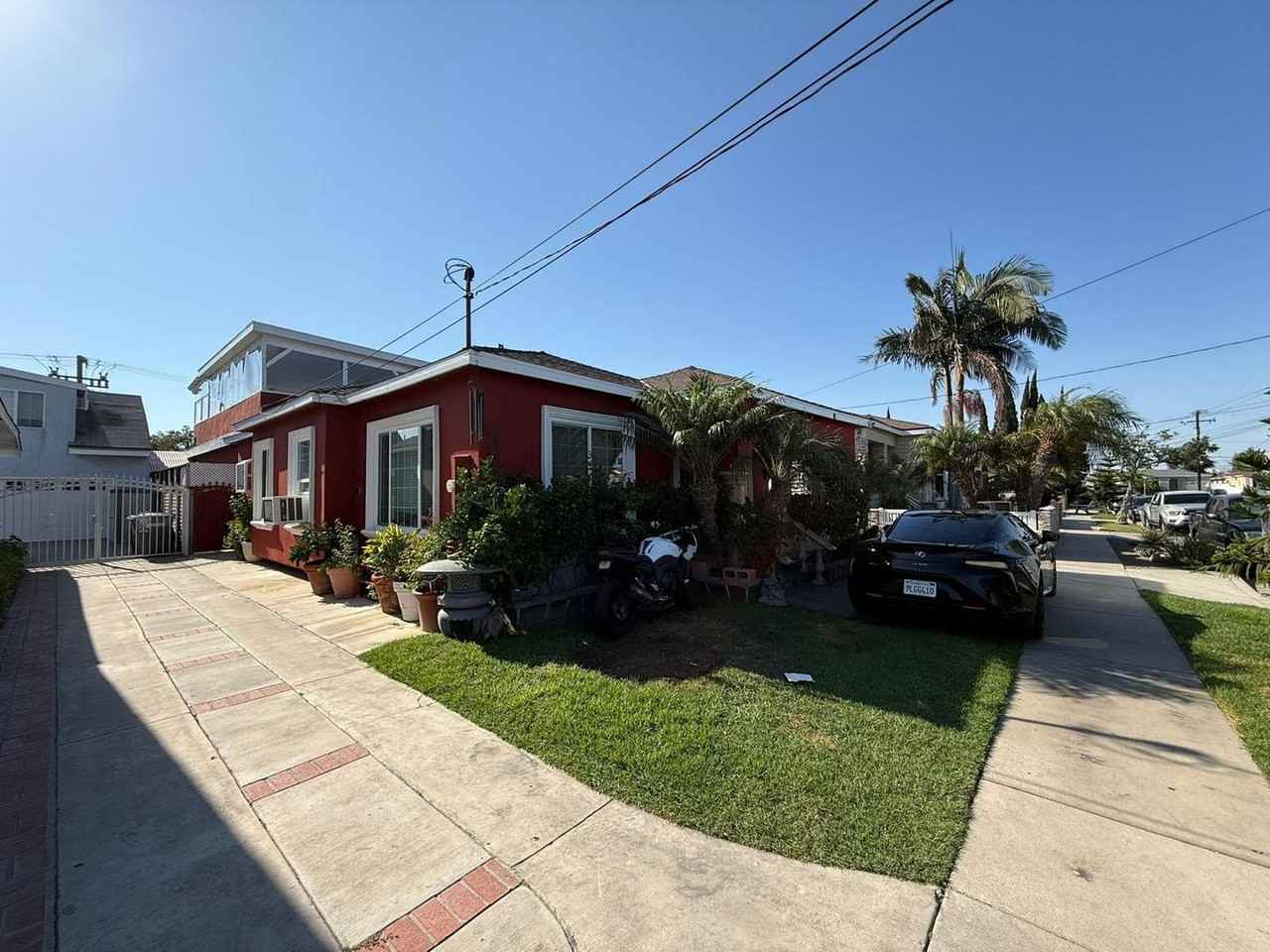 20821 Margaret Street - Photo 3 of 30