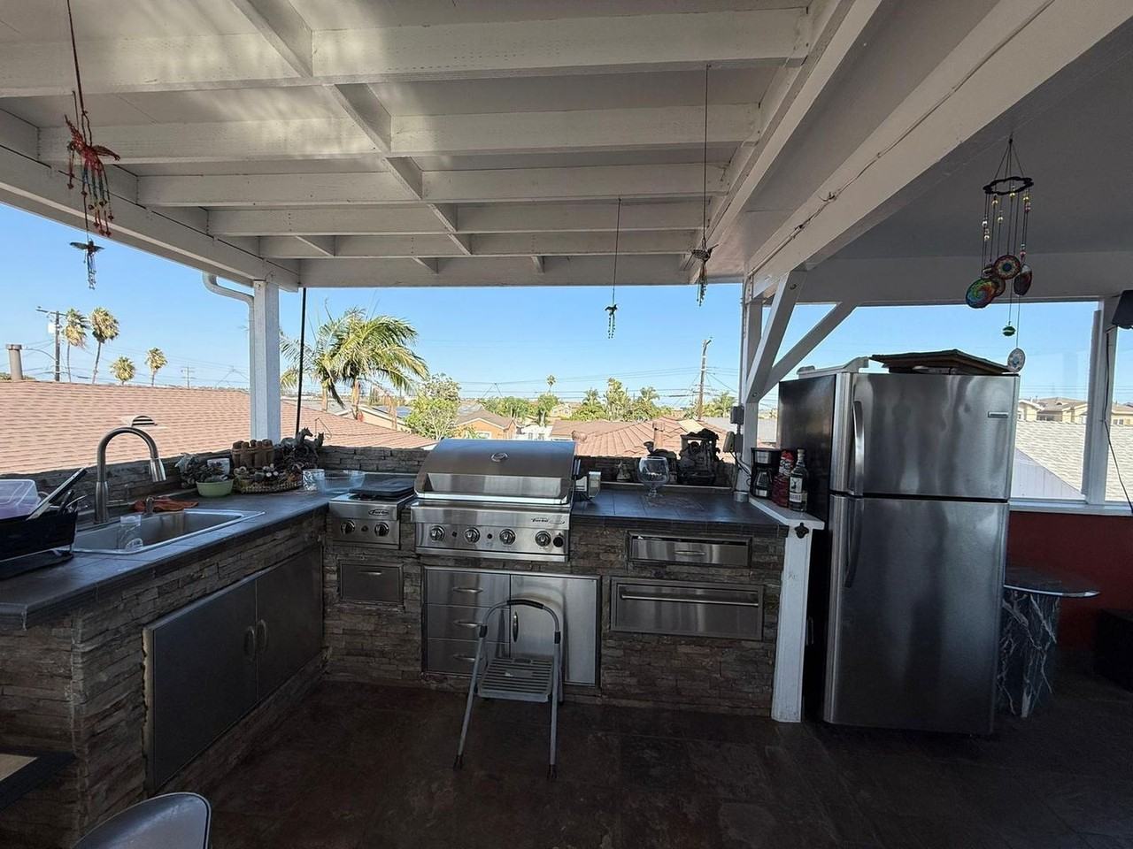 20821 Margaret Street - Photo 6 of 30