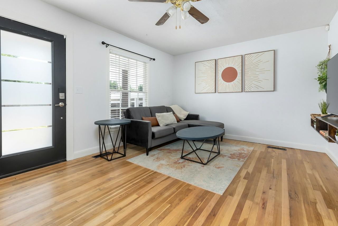 2109 NW 36th St - Photo 2 of 23