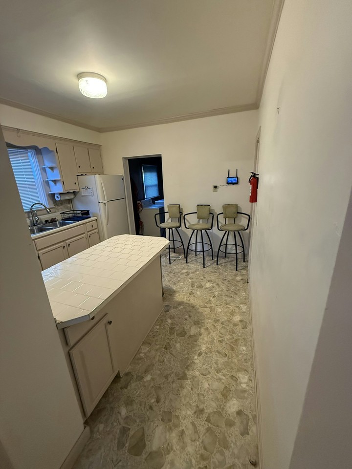 1815 North 23rd Street - Photo 2 of 14