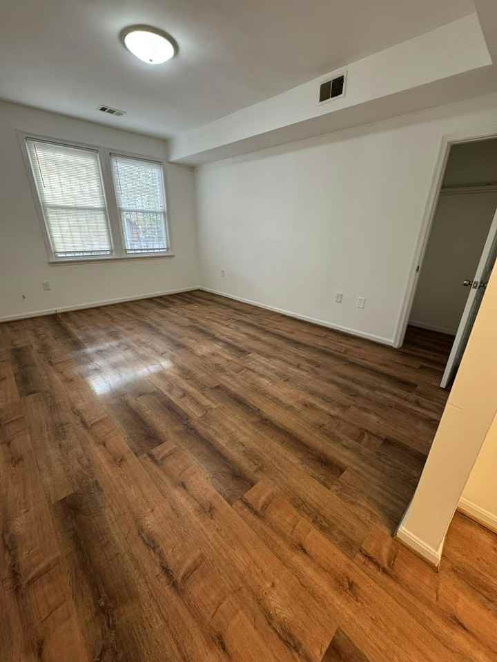 2020 Naylor Rd SE, Unit 2 - Photo 7 of 38