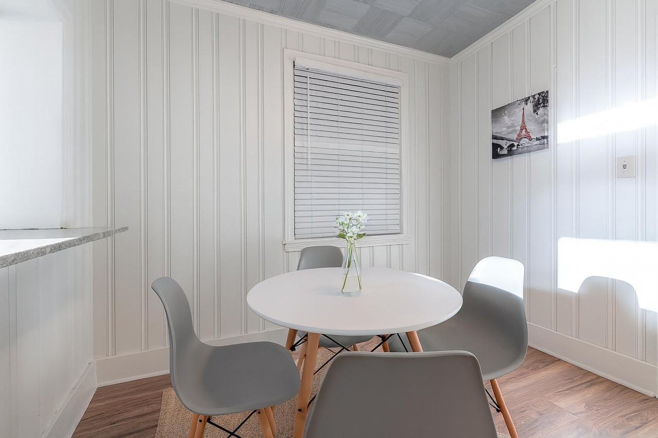 Capitol View Ave Nw - Photo 3 of 18