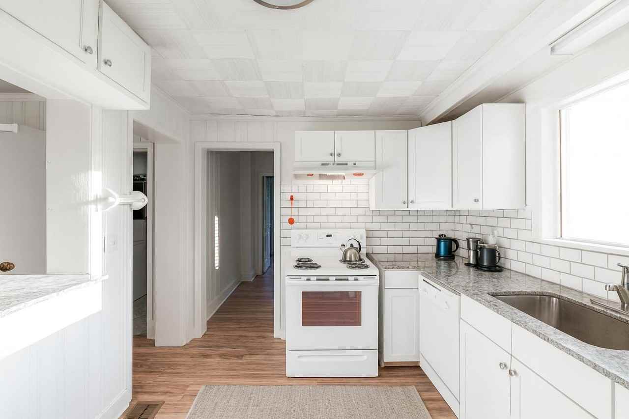 Capitol View Ave Nw - Photo 4 of 18