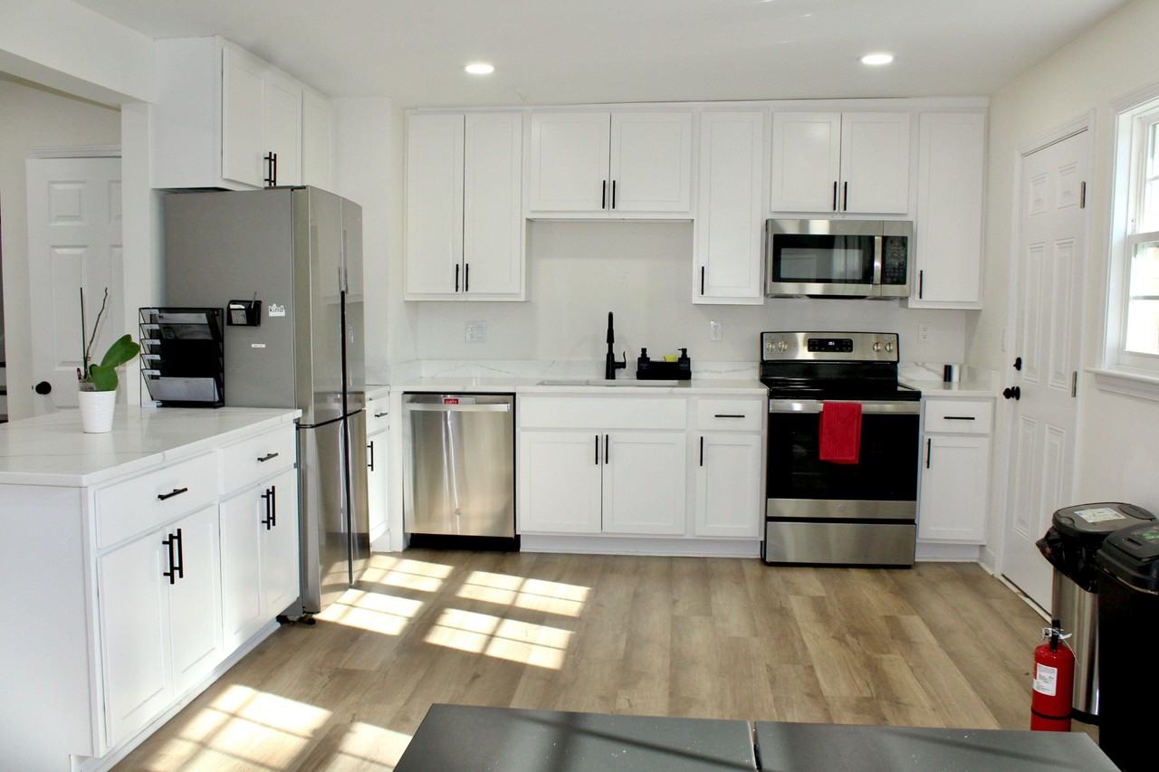 Southern Dr - Photo 4 of 5