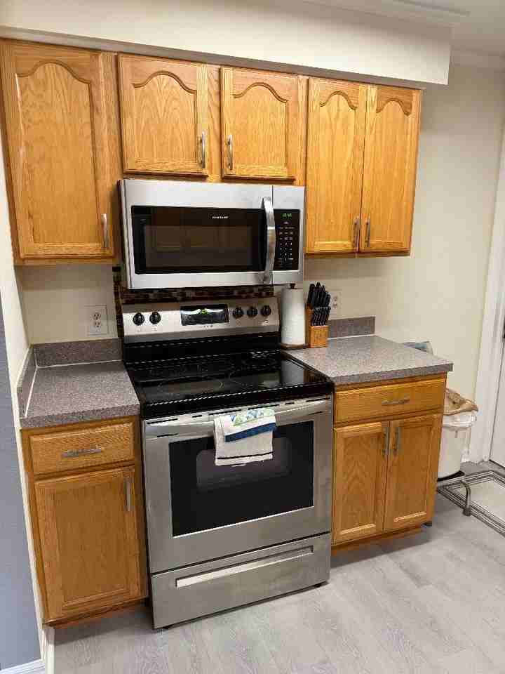 N Alaska St - Photo 4 of 5