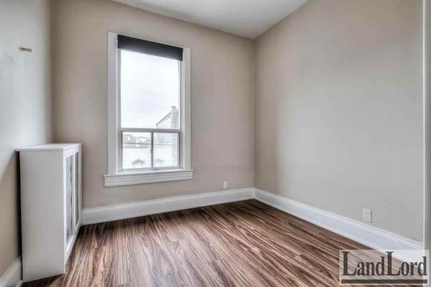 45 Clinton St - Photo 7 of 10