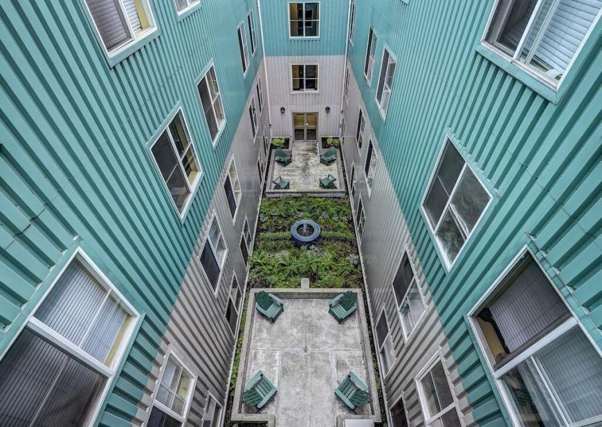 2721 4th Avenue - Photo 5 of 10